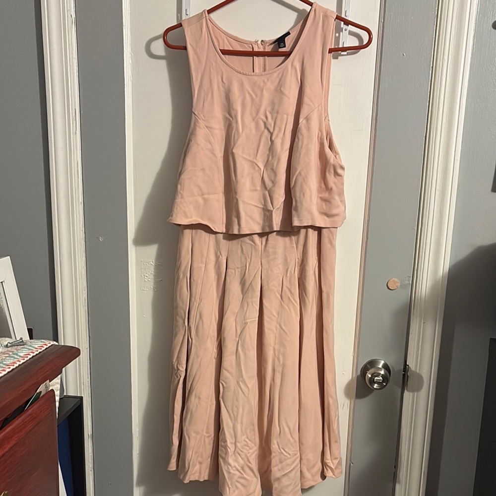 Elegant Pink Sleeveless Dress